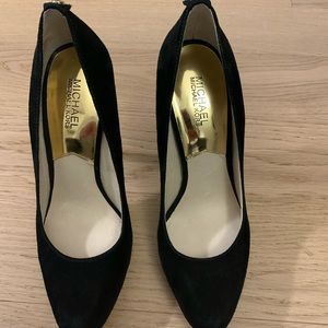 Michael Kors York Pump Black Suede Round Toe